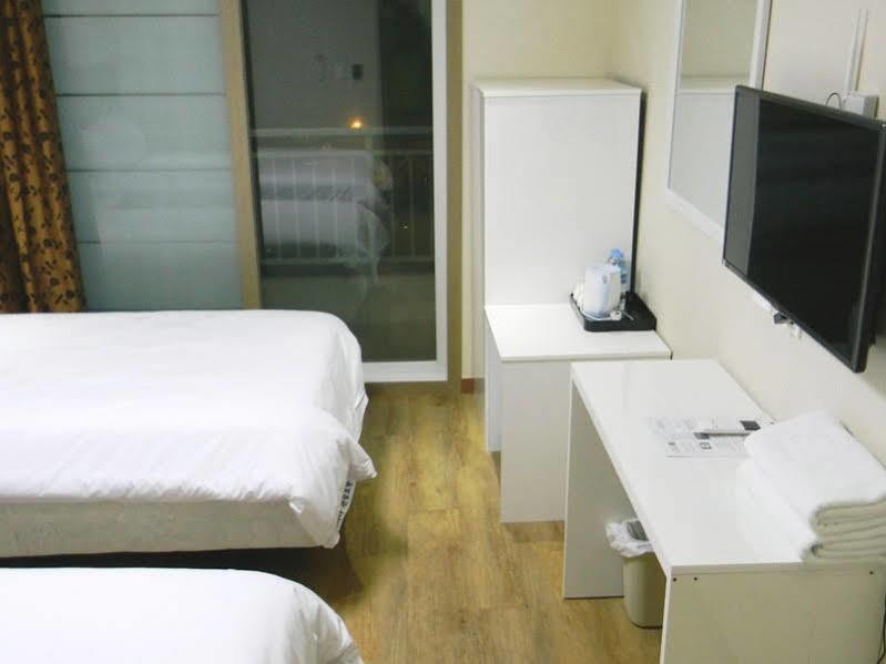 Sims Hotel Чеджудо Экстерьер фото